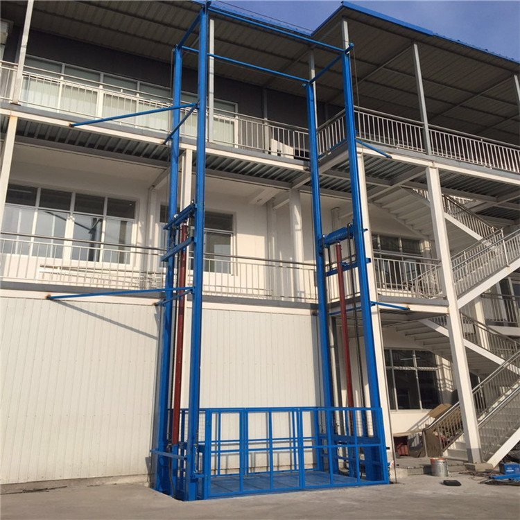 导轨式液压货梯升降平台